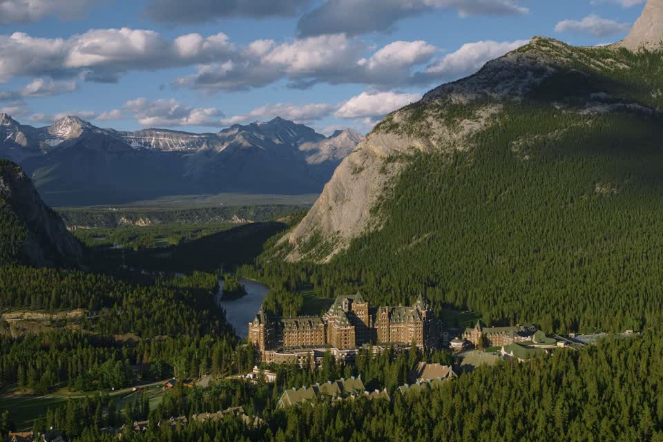 Fairmont Banff Springs, photo 3